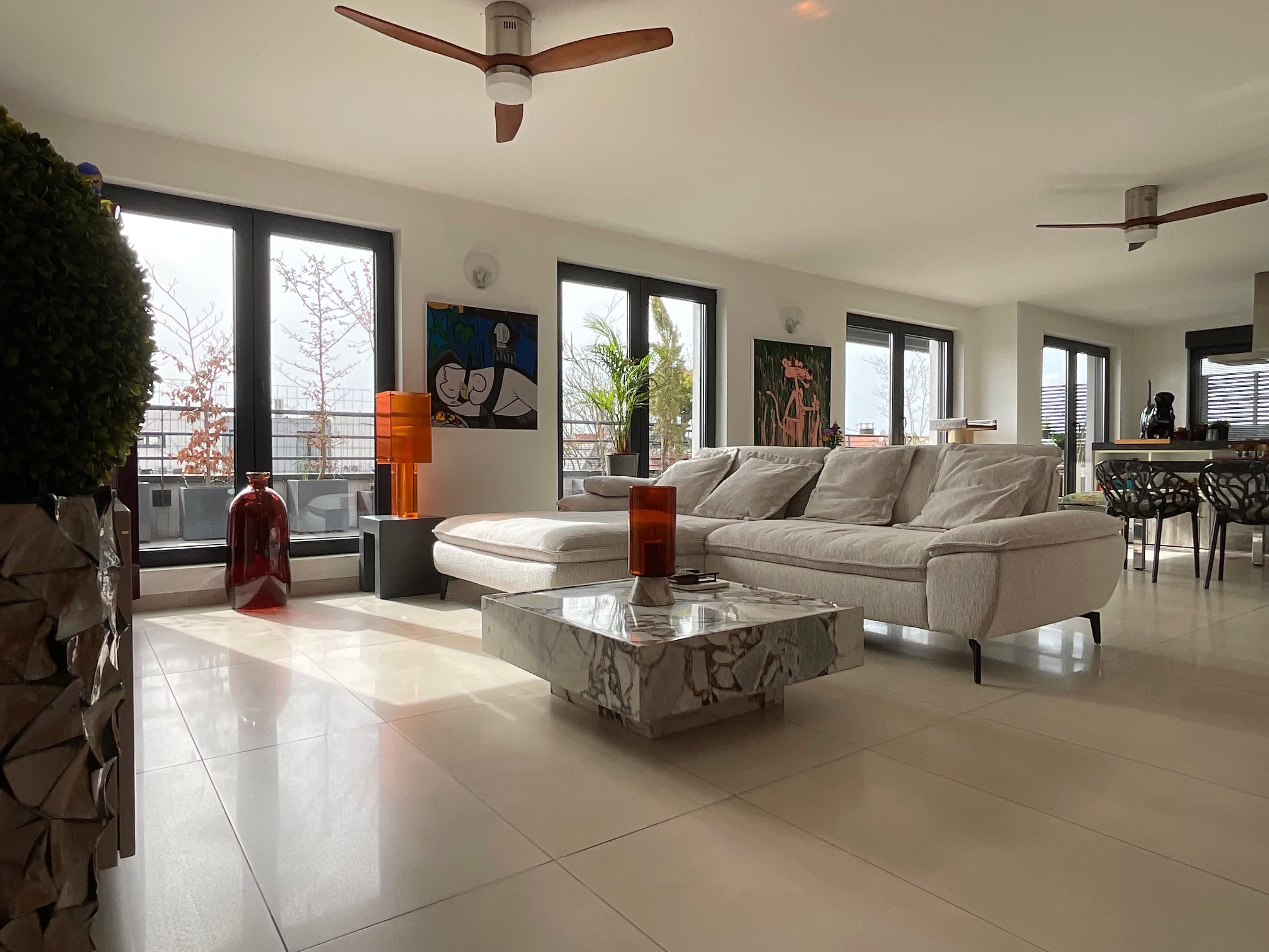Attique d'exception occupant tout le dernier étage avec terrasse panoramique — appartement à Saint-Louis